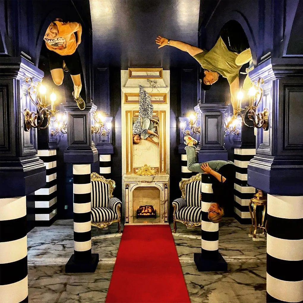 The Upside Down Amsterdam