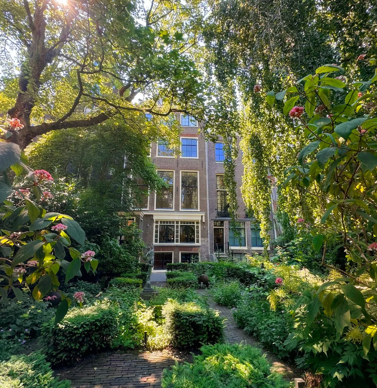 Huis Marseille, Museum for Photography