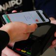 Maestro betaalpassen worden vervangen door Debit Mastercard. Dit verandert er voor jouw betaalpas en creditcard