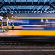 Inchecken met een betaalpas of creditcard bij de NS en andere vervoerders eindelijk mogelijk