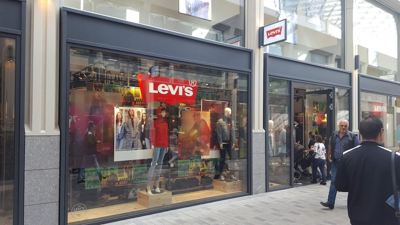 levi tilburg