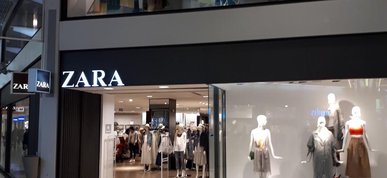 Bij ZARA in Rotterdam (poolsterstr.) betaal je met creditcards van American Express, Mastercard