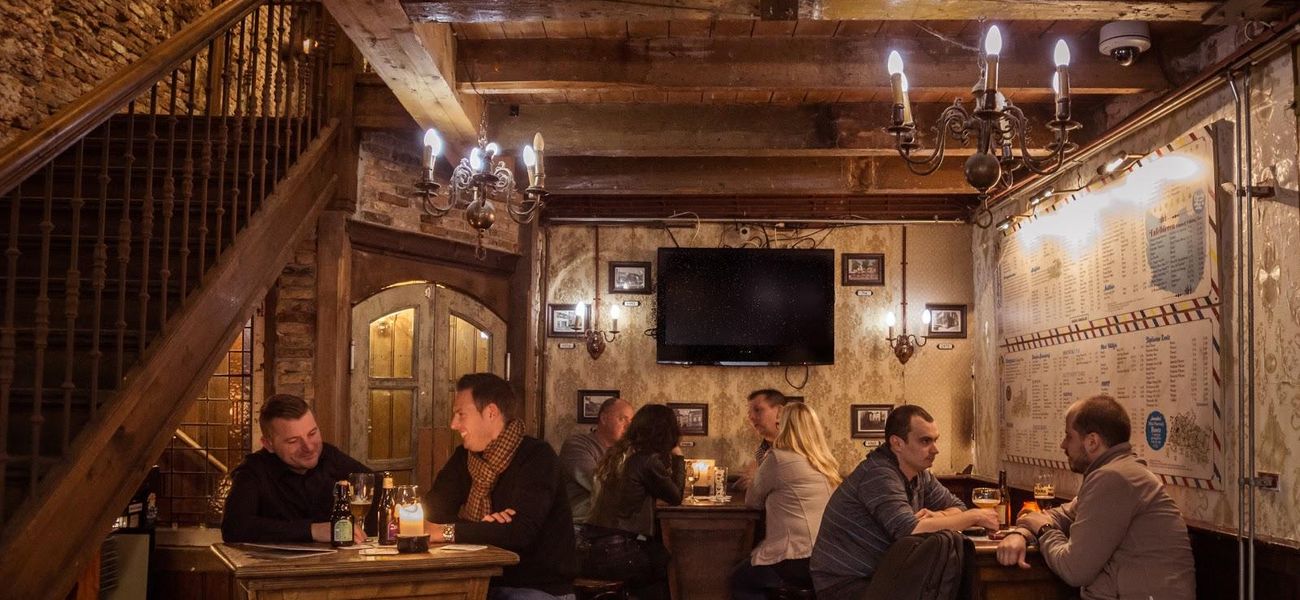 Bij Café Restaurant Rootz In Den Haag Betaal Je Met Creditcards Van