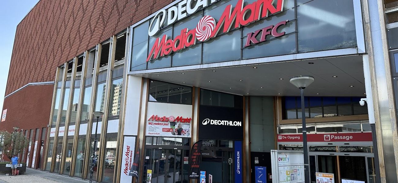 Bij Decathlon Amsterdam Noord betaal je