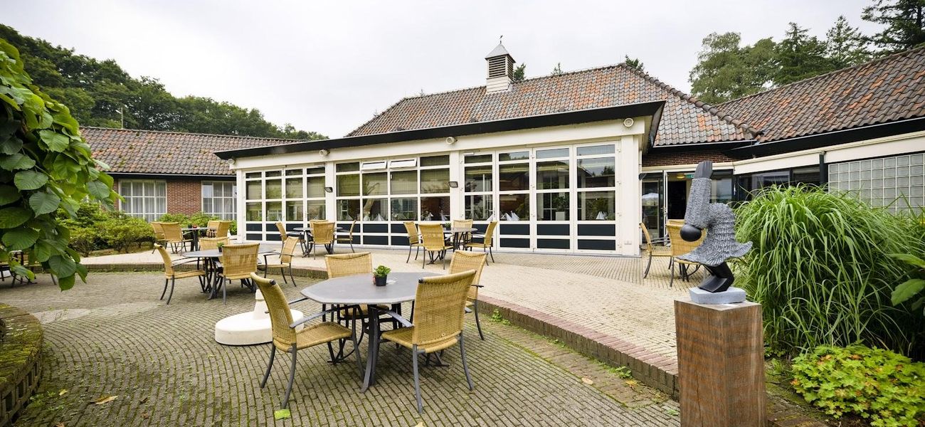 Bij Fletcher Hotel-Restaurant Victoria-Hoenderloo betaal je met ...