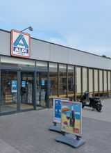 ALDI Uithuizen Molenerf