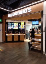 McDonald's Airport Schiphol Lounge 3