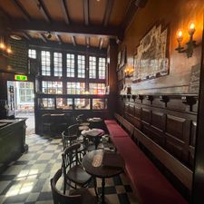 Bierproeflokaal In De Wildeman