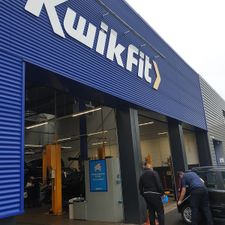 KwikFit Amsterdam Zuid-Oost - Autobanden, APK en onderhoud