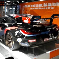 SIXT Autoverhuur Amsterdam Centraal Station