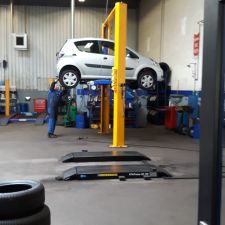 KwikFit Amsterdam Zuid-Oost - Autobanden, APK en onderhoud