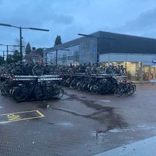 Station Naarden-Bussum