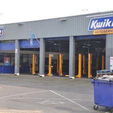 KwikFit Almere-Buiten - Autobanden, APK en onderhoud