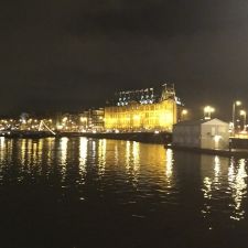 SIXT Autoverhuur Amsterdam Centraal Station