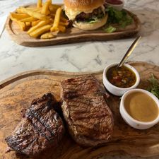 Bariloche Steak & Burger