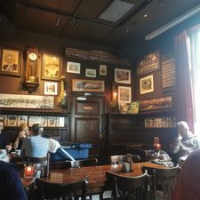 Café In Den Ouden Vogelstruys