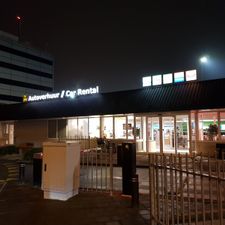 Hertz Autoverhuur - Eindhoven Airport