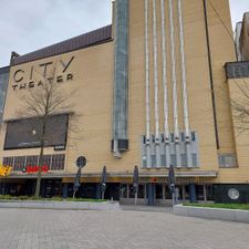 Pathé City