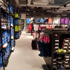 Adidas Outlet Store Lelystad