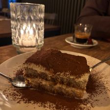 Renato's Pizzeria - De Pijp
