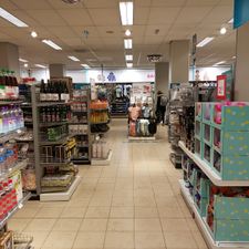 HEMA