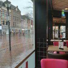 Bakker Bart Leeuwarden belegde broodjes & meer