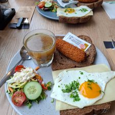 Cafetaria eethuis Family Maarheeze