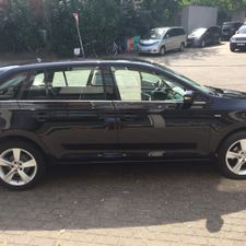 Hertz Autoverhuur - Nijmegen - Prins Hendrikstraat 30