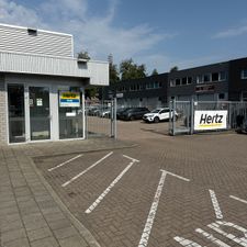 Hertz Autoverhuur - Almere - Markerkant 10-01