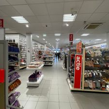 HEMA