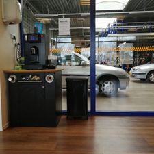 KwikFit Apeldoorn - Banden, APK en auto-onderhoud