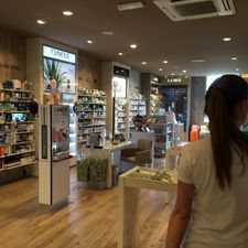 Parfumerie Douglas