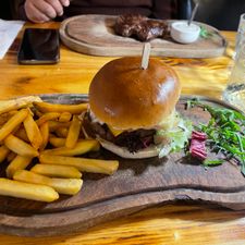 Bariloche Steak & Burger