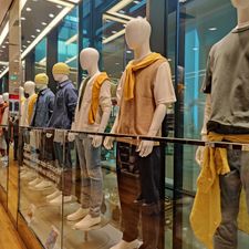 UNIQLO