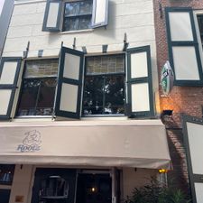 Café Restaurant Rootz