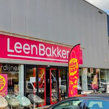 Leen Bakker
