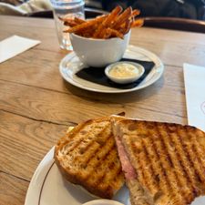 Café Restaurant De Eendracht Weesp