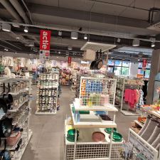 HEMA