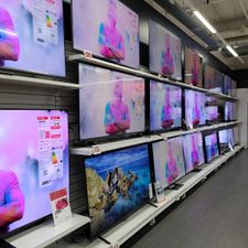 MediaMarkt Utrecht The Wall