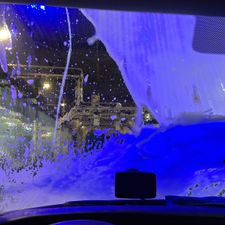 Loogman Carwash Almere - Wasstraat Almere