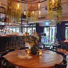 Brasserie La Colline