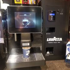 haan tankstation Alphen aan den Rijn