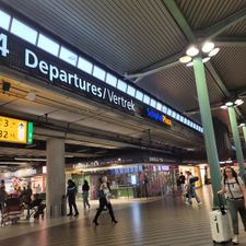 McDonald's Airport Schiphol Lounge 2