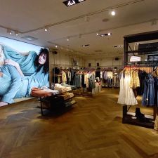 Costes Women