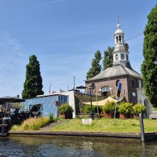 Rondvaart Leiden | stadsrondvaarten | Groepen | Sloep en sup verhuur