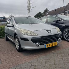 Loogman Carwash Heerhugowaard - Wasstraat Heerhugowaard