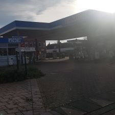 Tamoil Tankstation Shop en Carwash