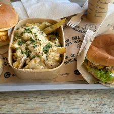 Burger ‘n Shake