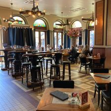 Cafe Restaurant Central B.V.