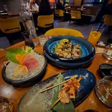 ROKU Asian Cuisine & Lounge